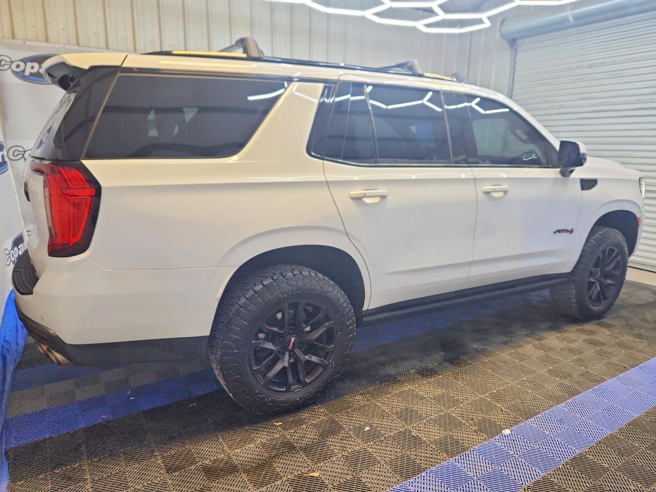 2023 GMC YUKON