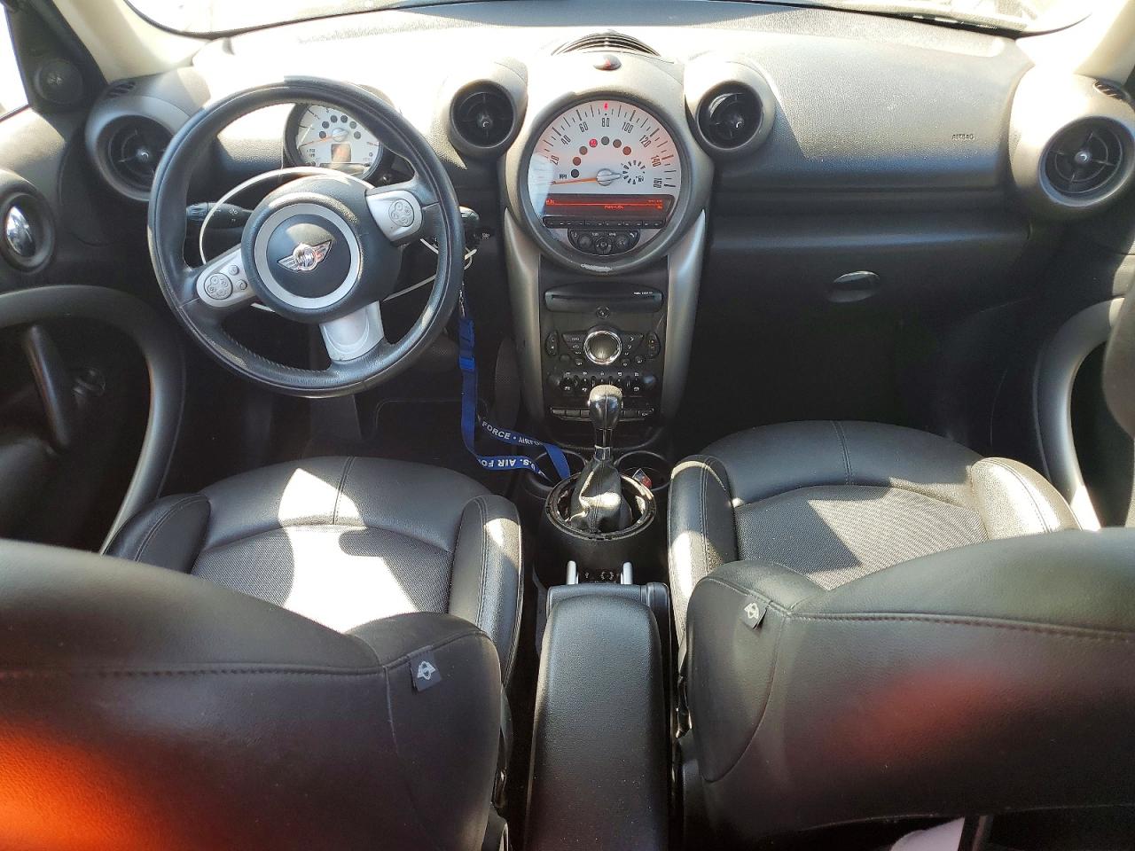 2011 MINI COOPER