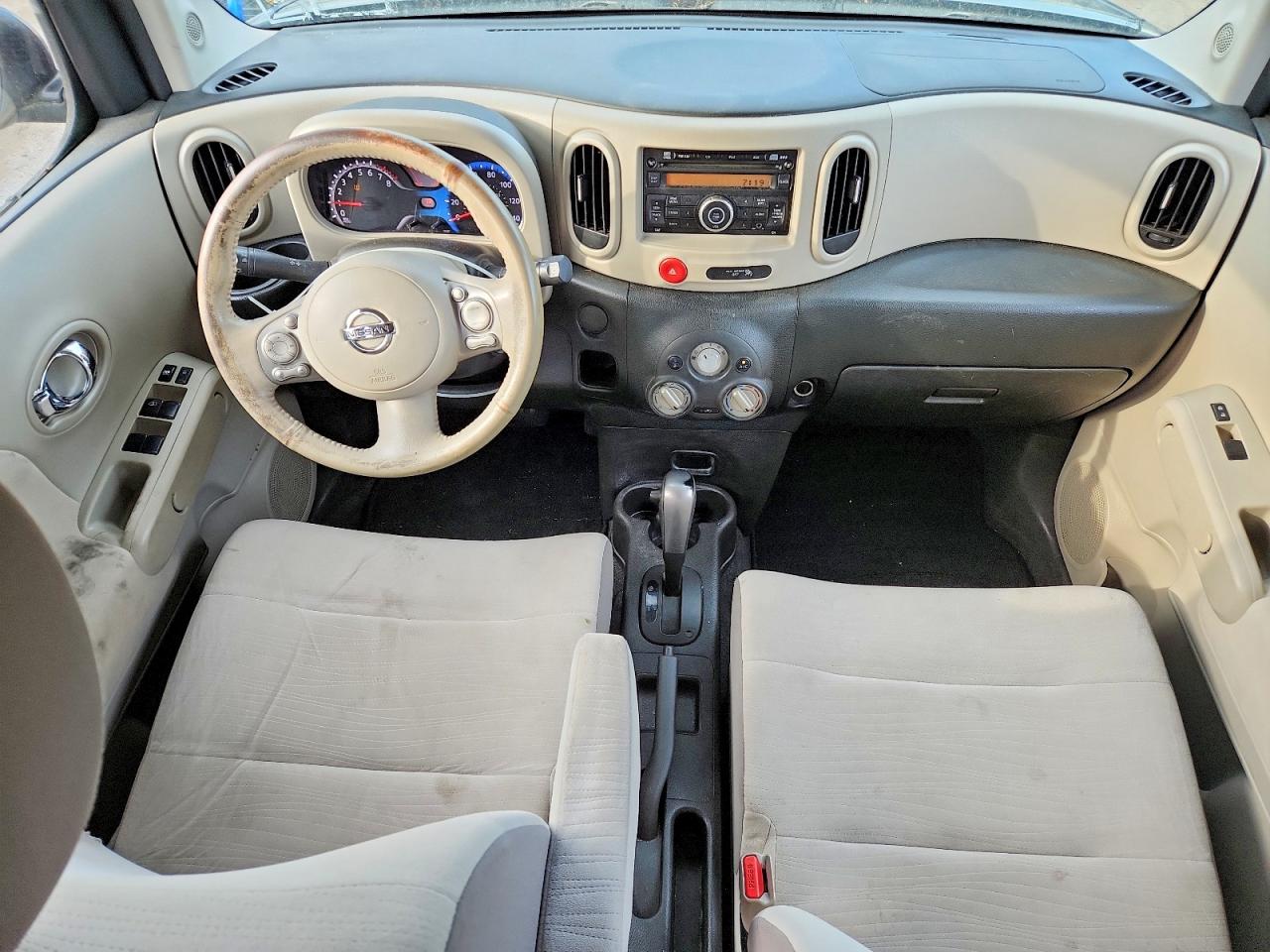 2010 NISSAN CUBE