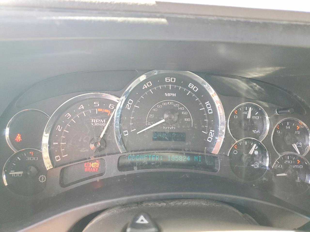 2005 CADILLAC ESCALADE