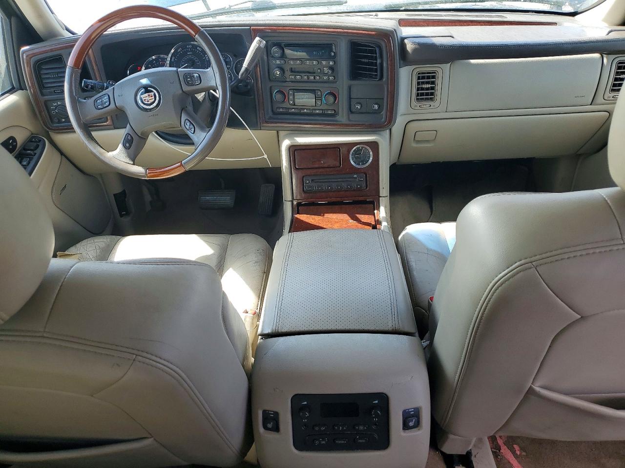 2005 CADILLAC ESCALADE