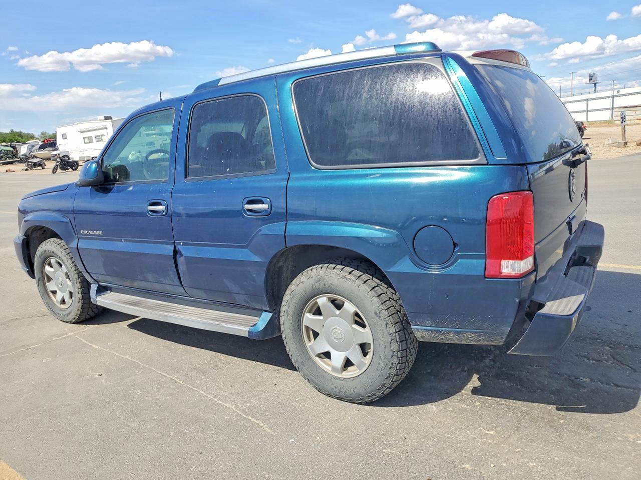 2005 CADILLAC ESCALADE