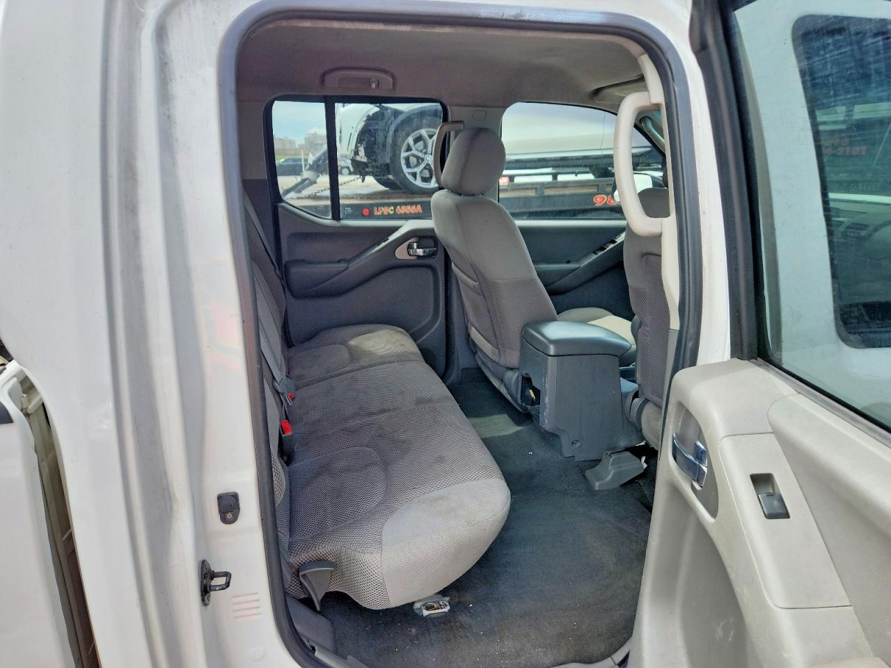2006 NISSAN FRONTIER