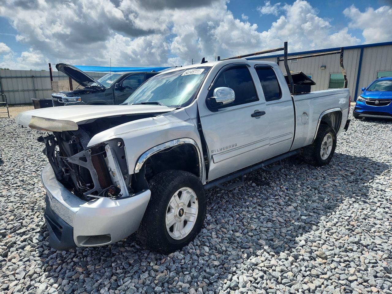 2011 CHEVROLET SILVERADO