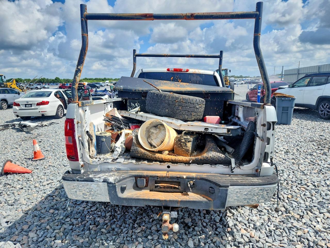 2011 CHEVROLET SILVERADO