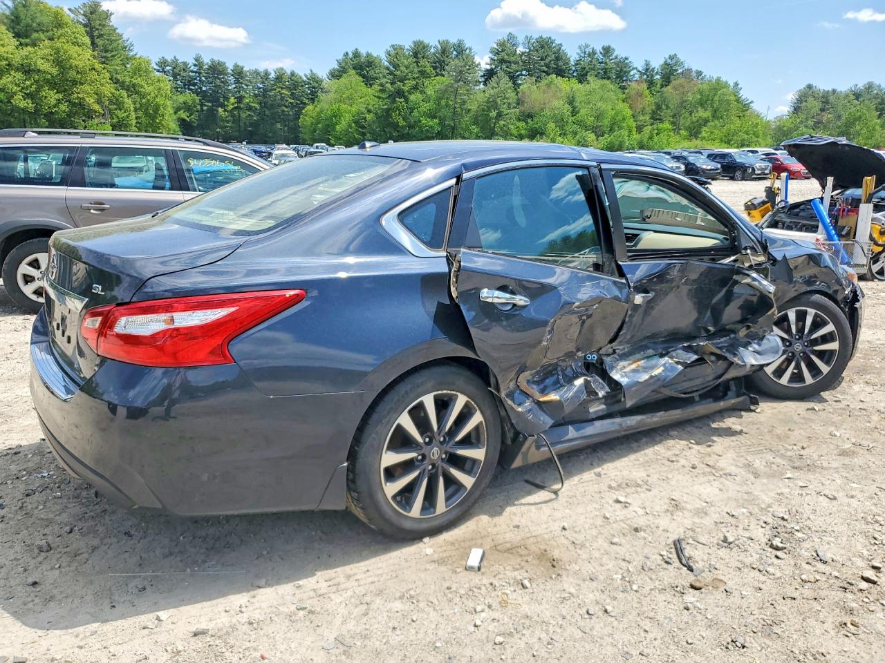 2016 NISSAN ALTIMA