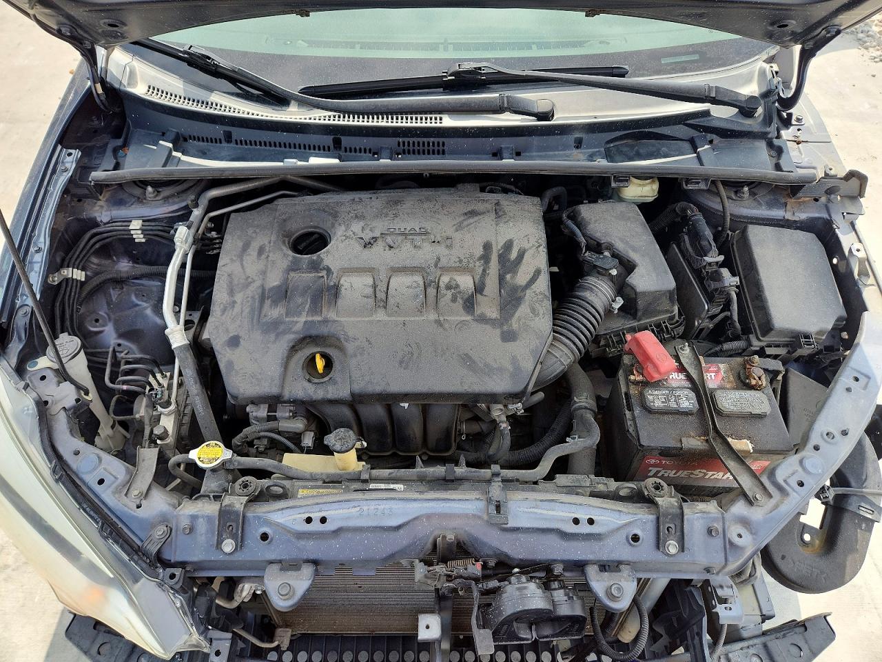 2015 TOYOTA COROLLA