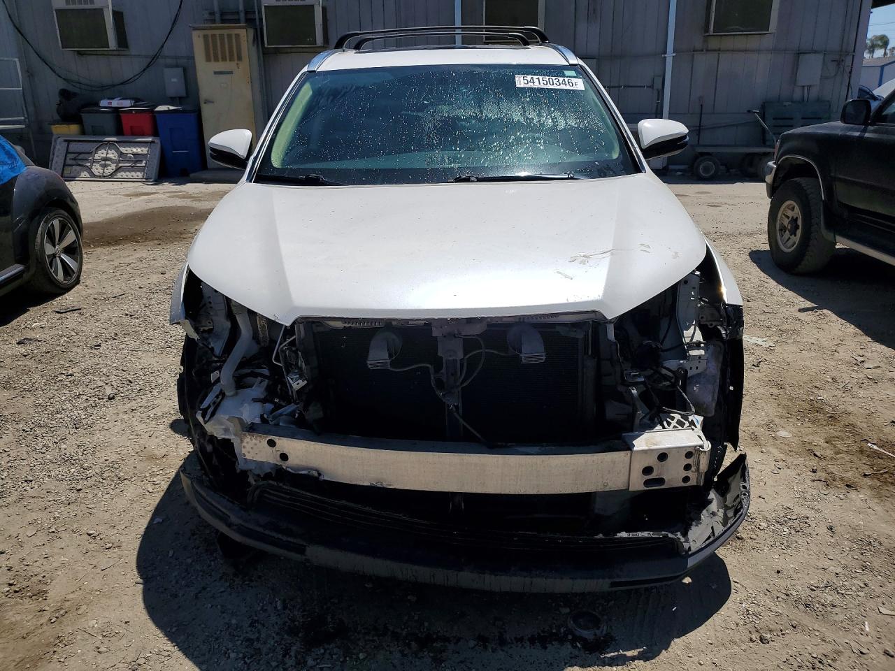 2016 TOYOTA HIGHLANDER