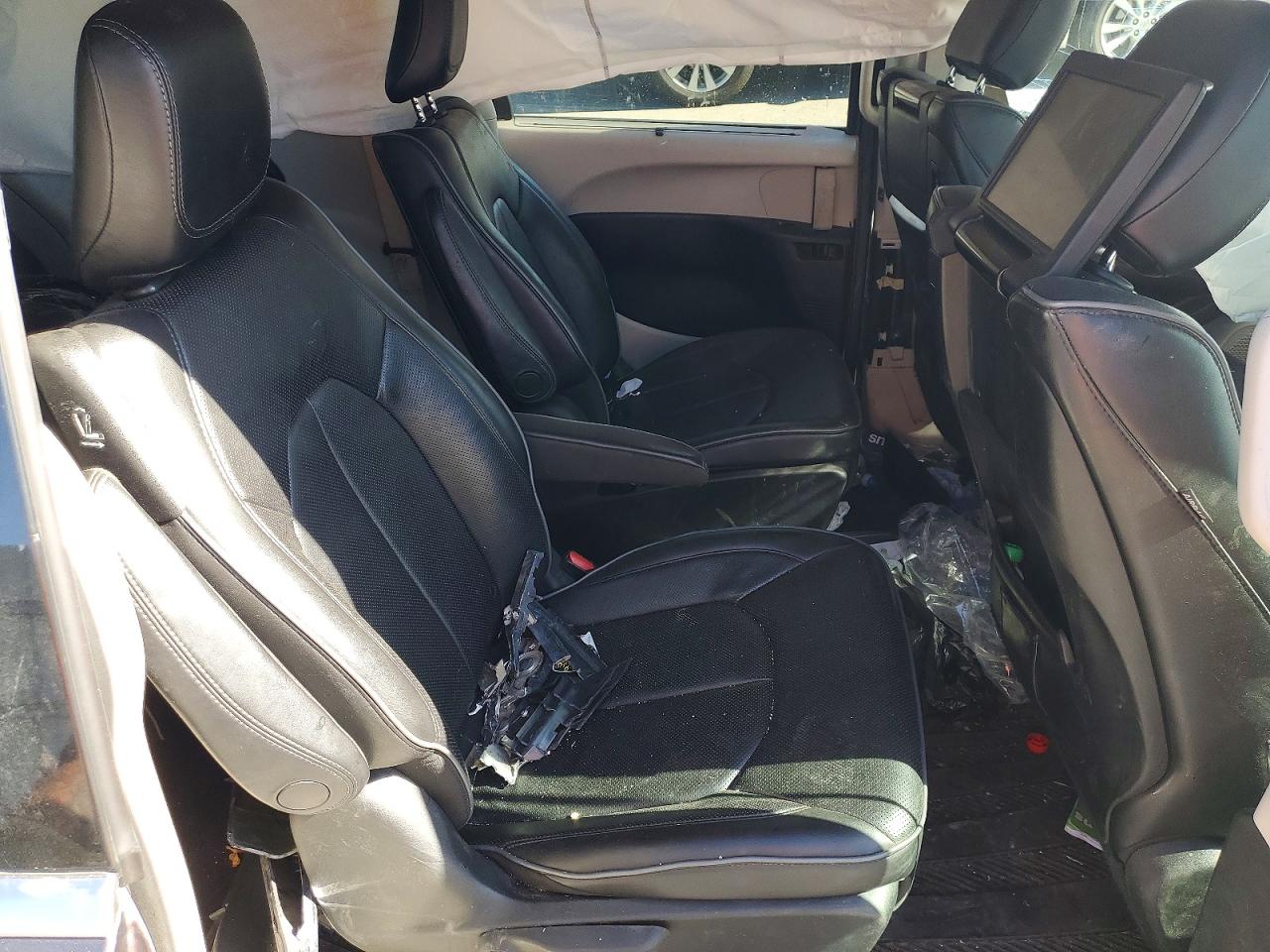 2018 CHRYSLER PACIFICA