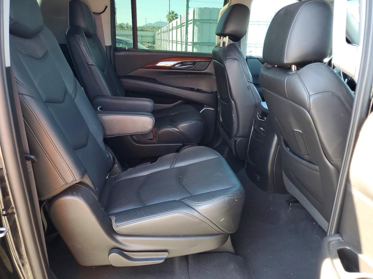 2015 CADILLAC ESCALADE
