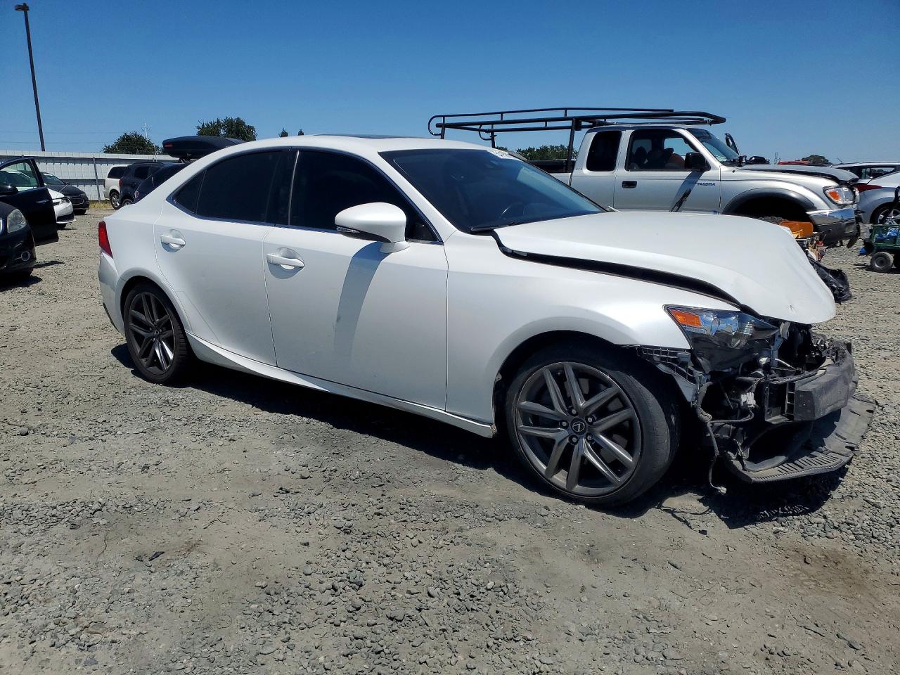 2017 LEXUS IS