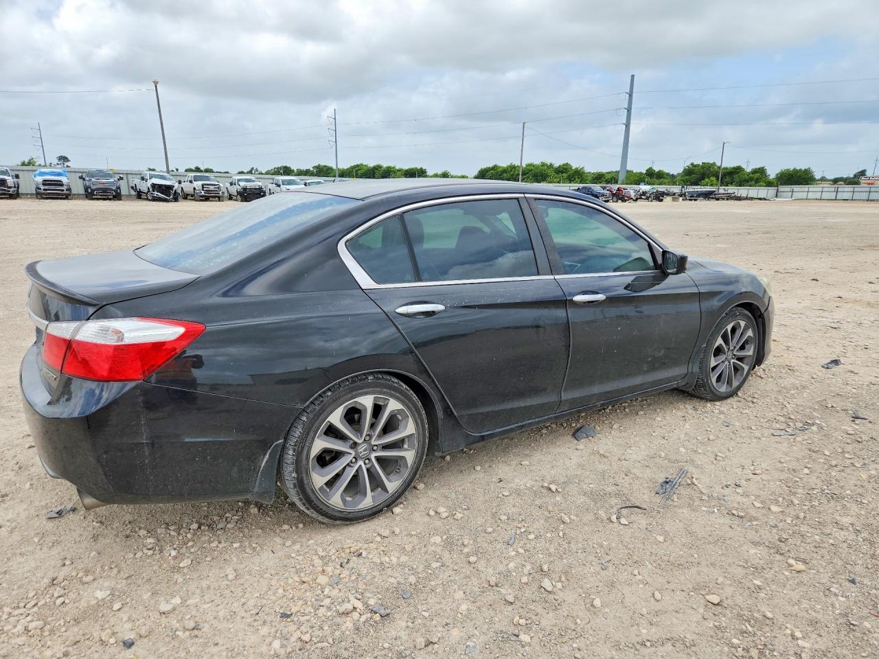 2015 HONDA ACCORD