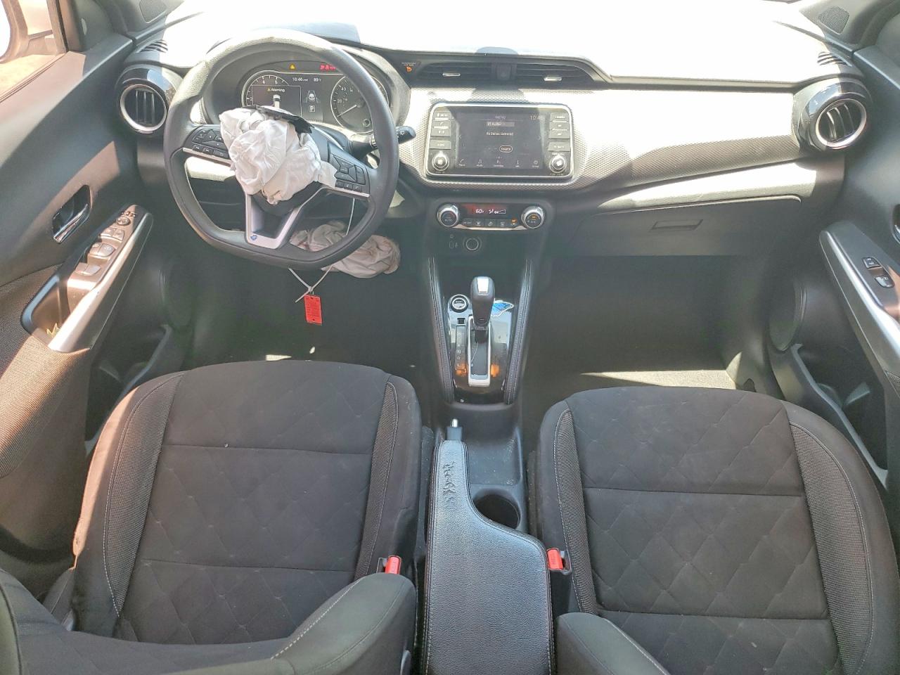 2020 NISSAN KICKS SV