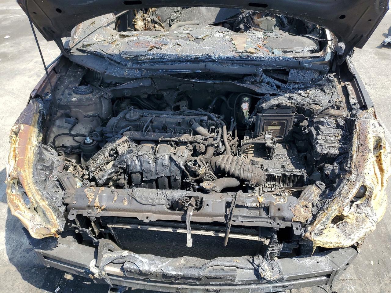 2015 HYUNDAI ELANTRA