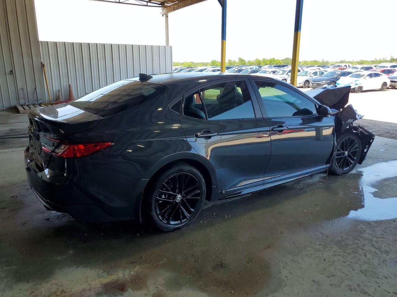 2025 TOYOTA CAMRY