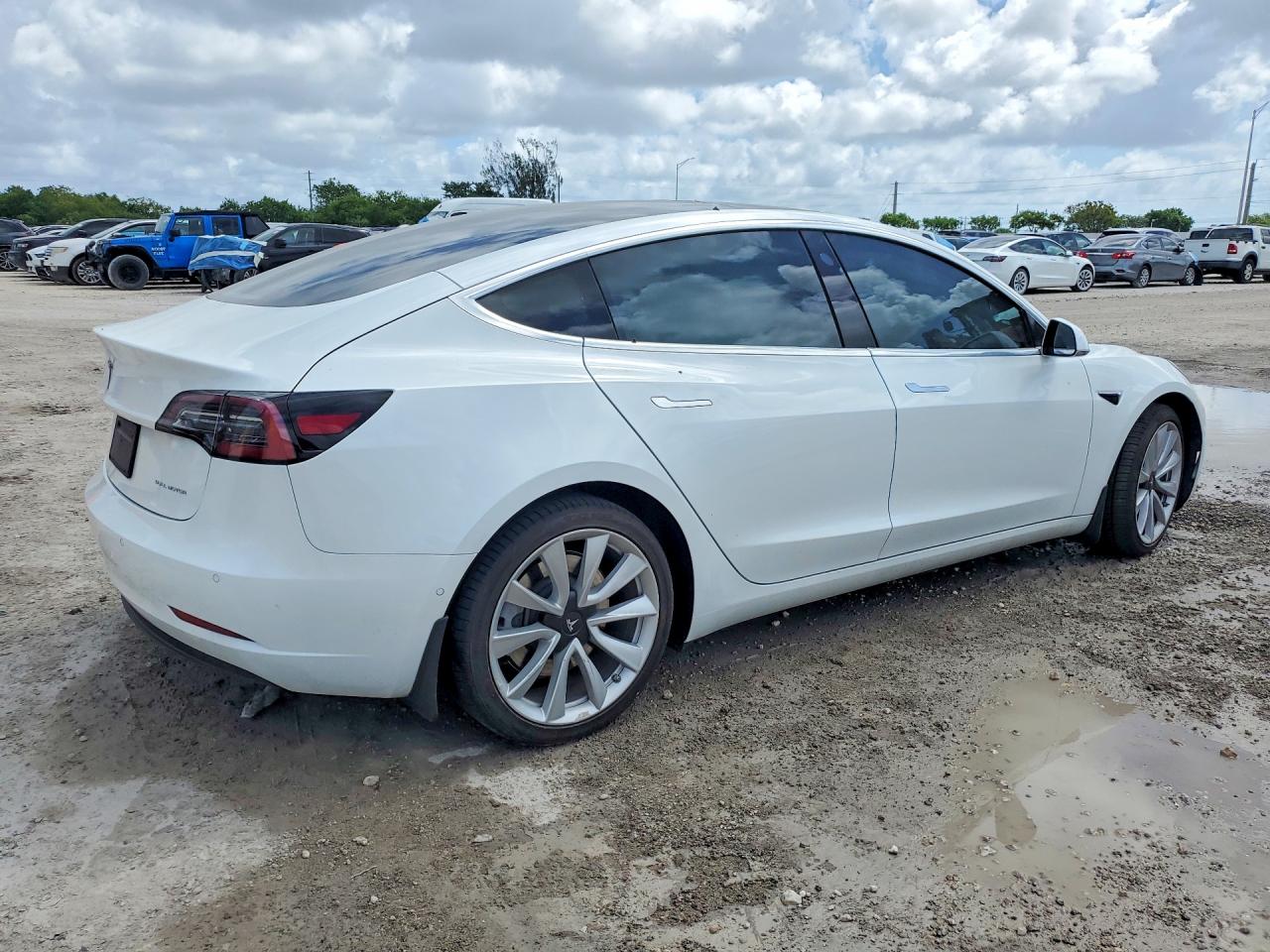 2020 TESLA MODEL 3