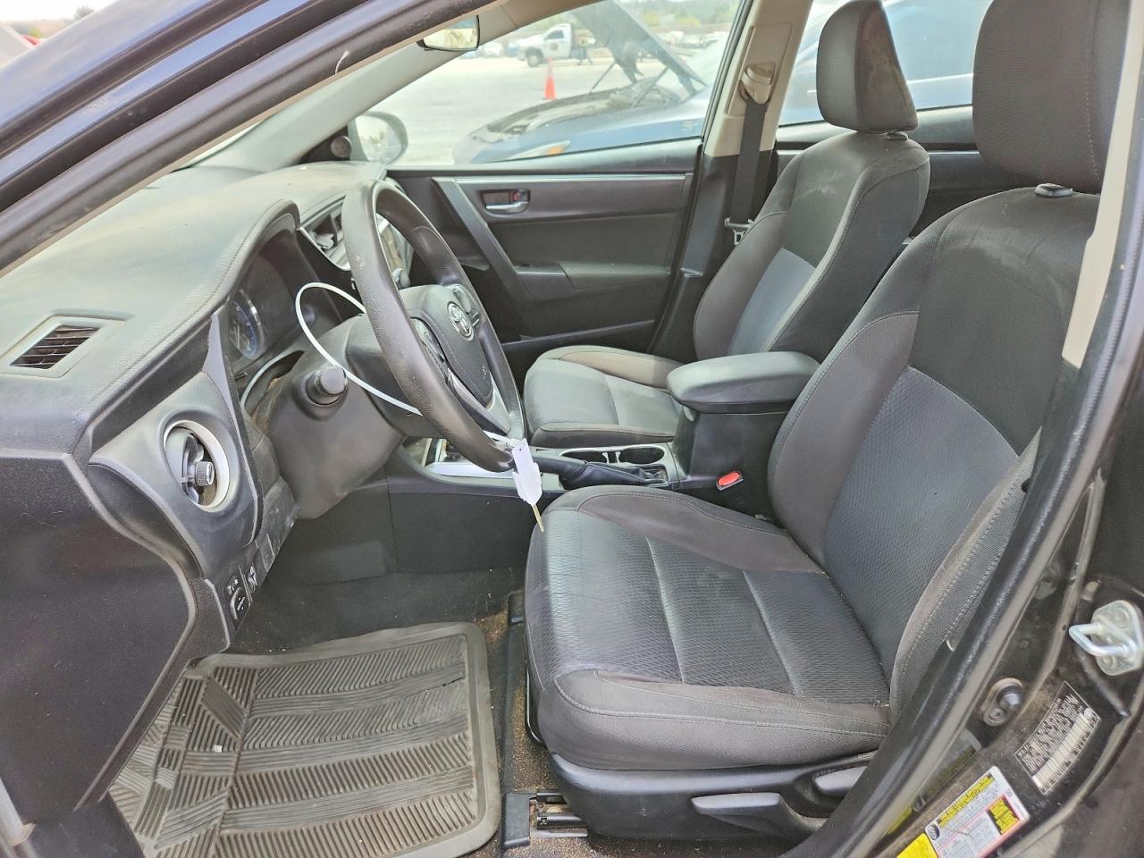 2017 TOYOTA COROLLA