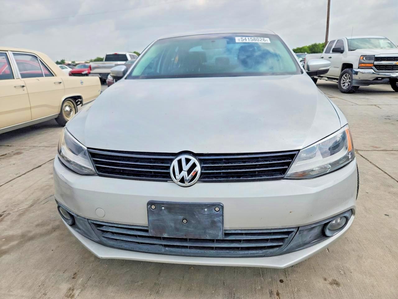 2014 VOLKSWAGEN JETTA