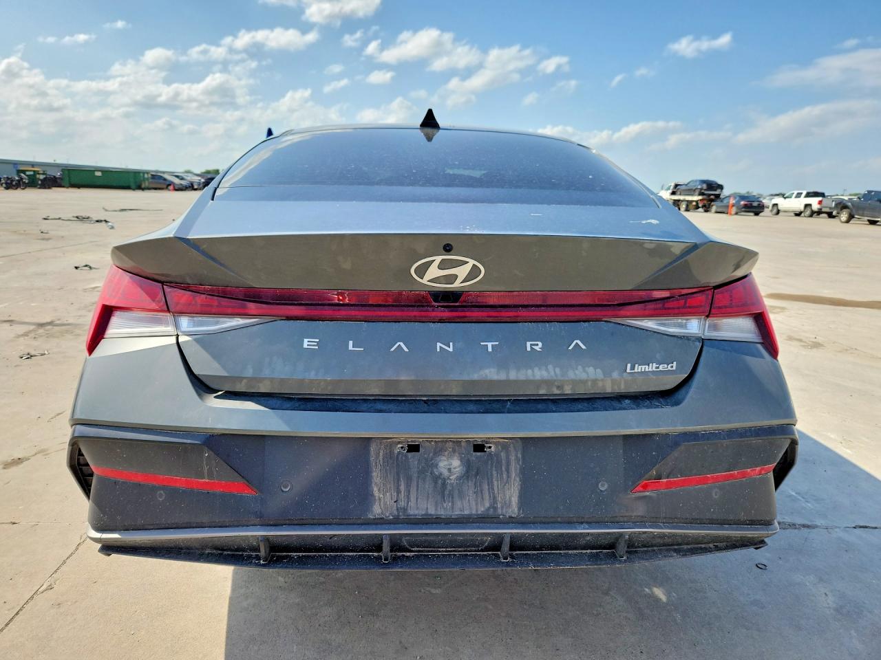 2024 HYUNDAI ELANTRA LI