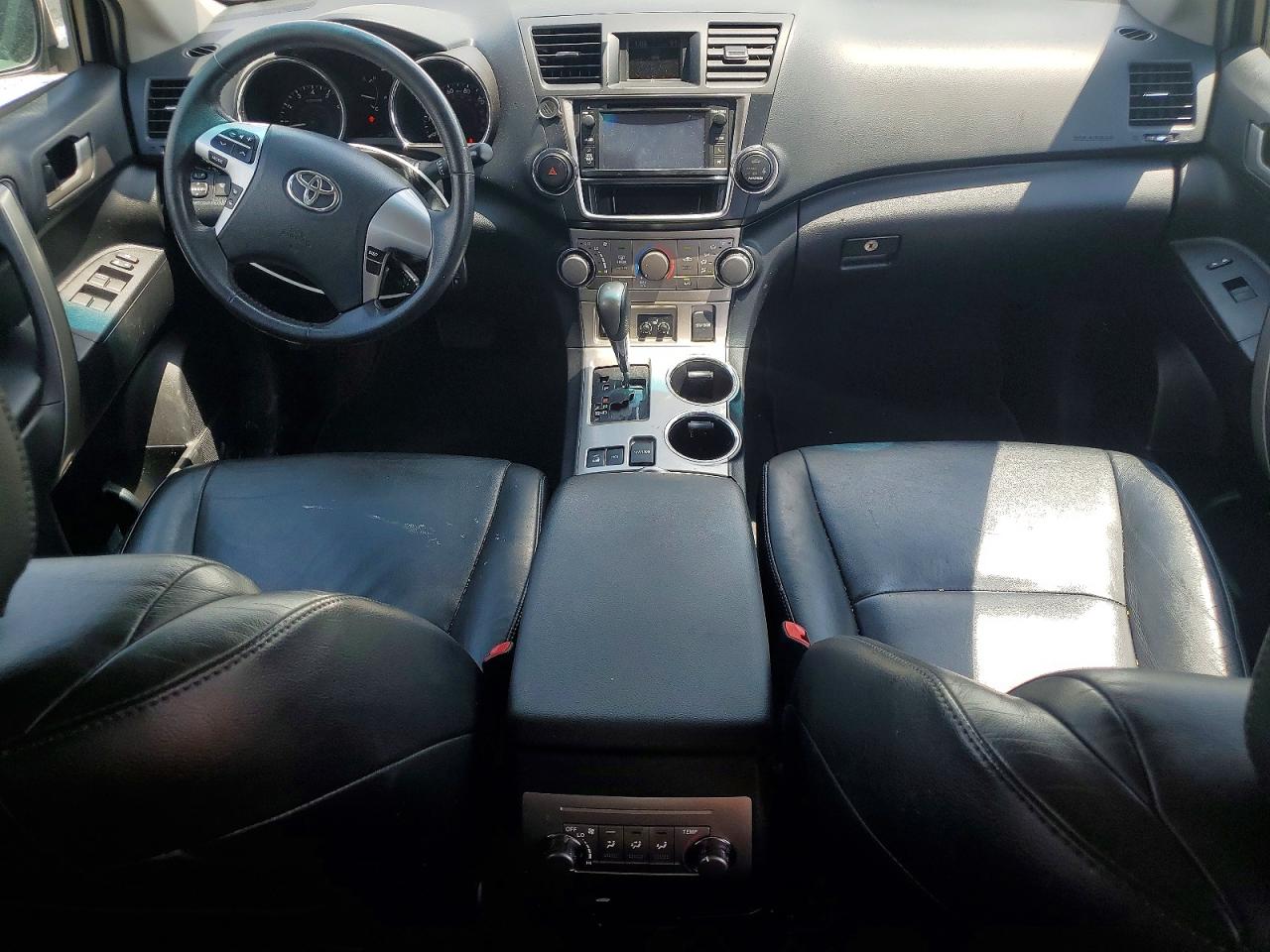 2013 TOYOTA HIGHLANDER