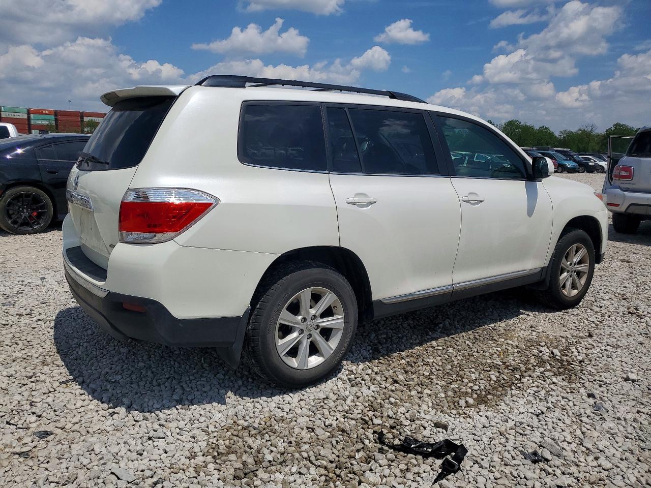 2013 TOYOTA HIGHLANDER