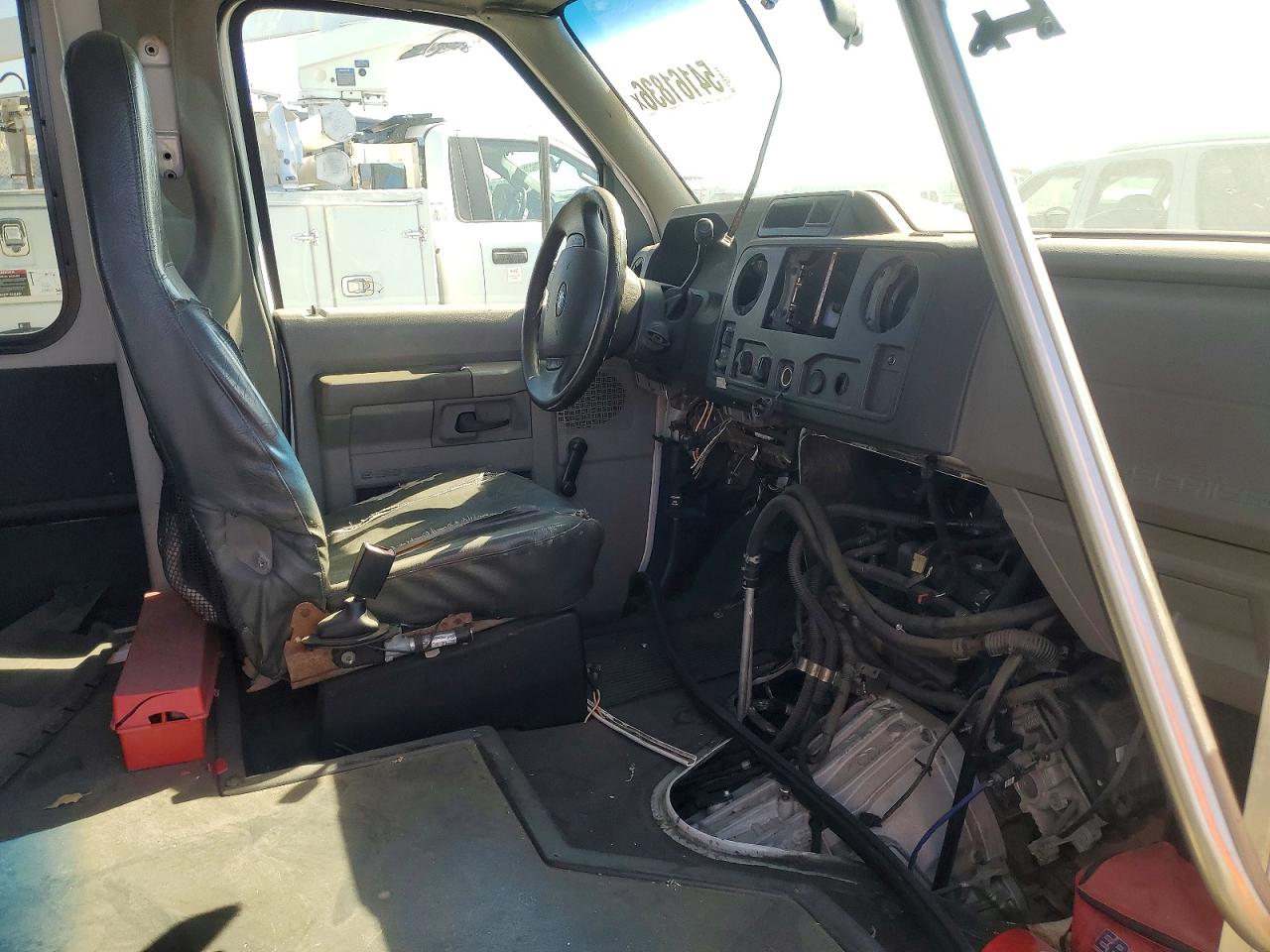2013 FORD ECONOLINE