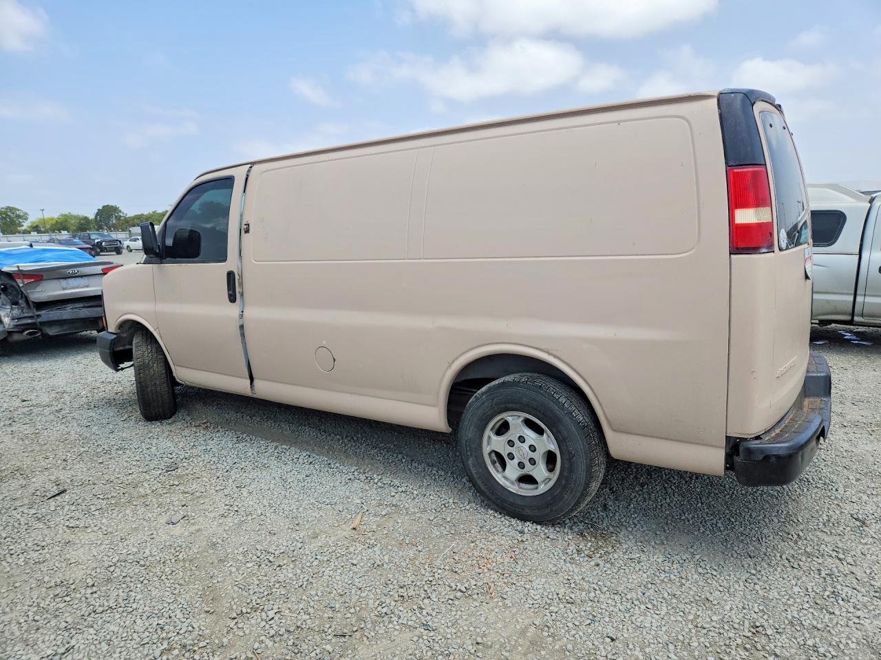 2006 CHEV EXPRESS