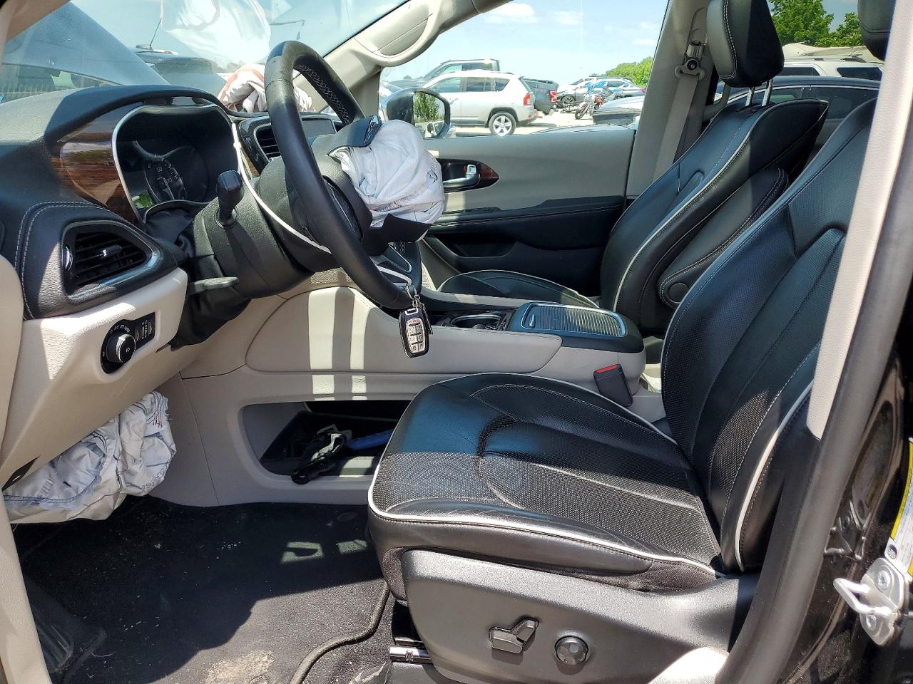 2022 CHRYSLER PACIFICA