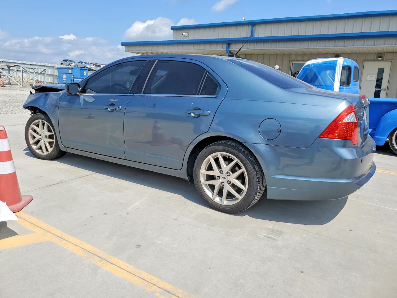 2011 FORD FUSION