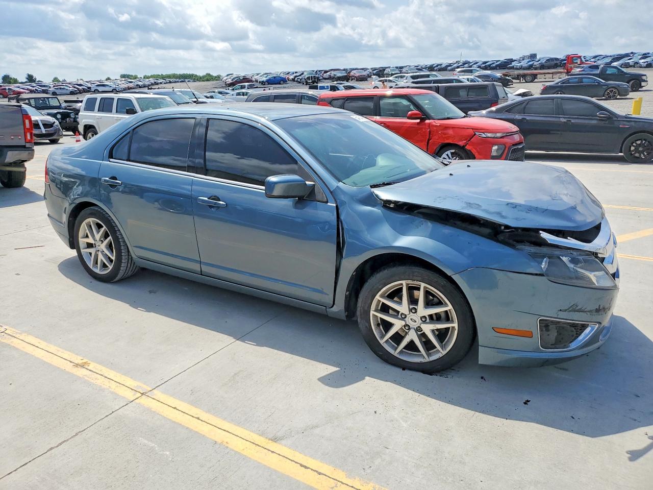 2011 FORD FUSION