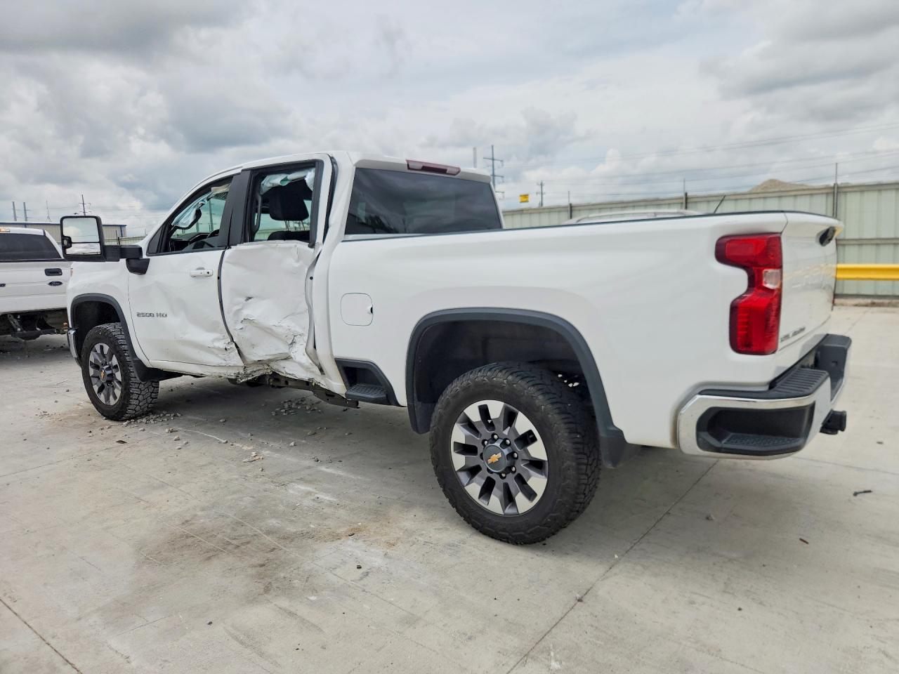 2024 CHEVROLET SILVERADO