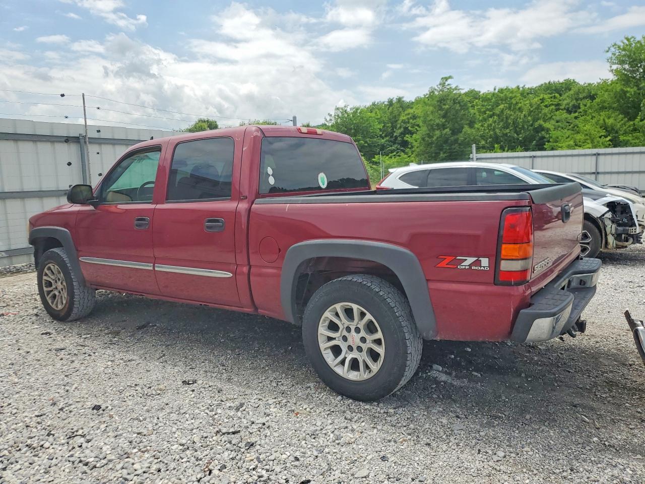 2006 GMC SIERRA