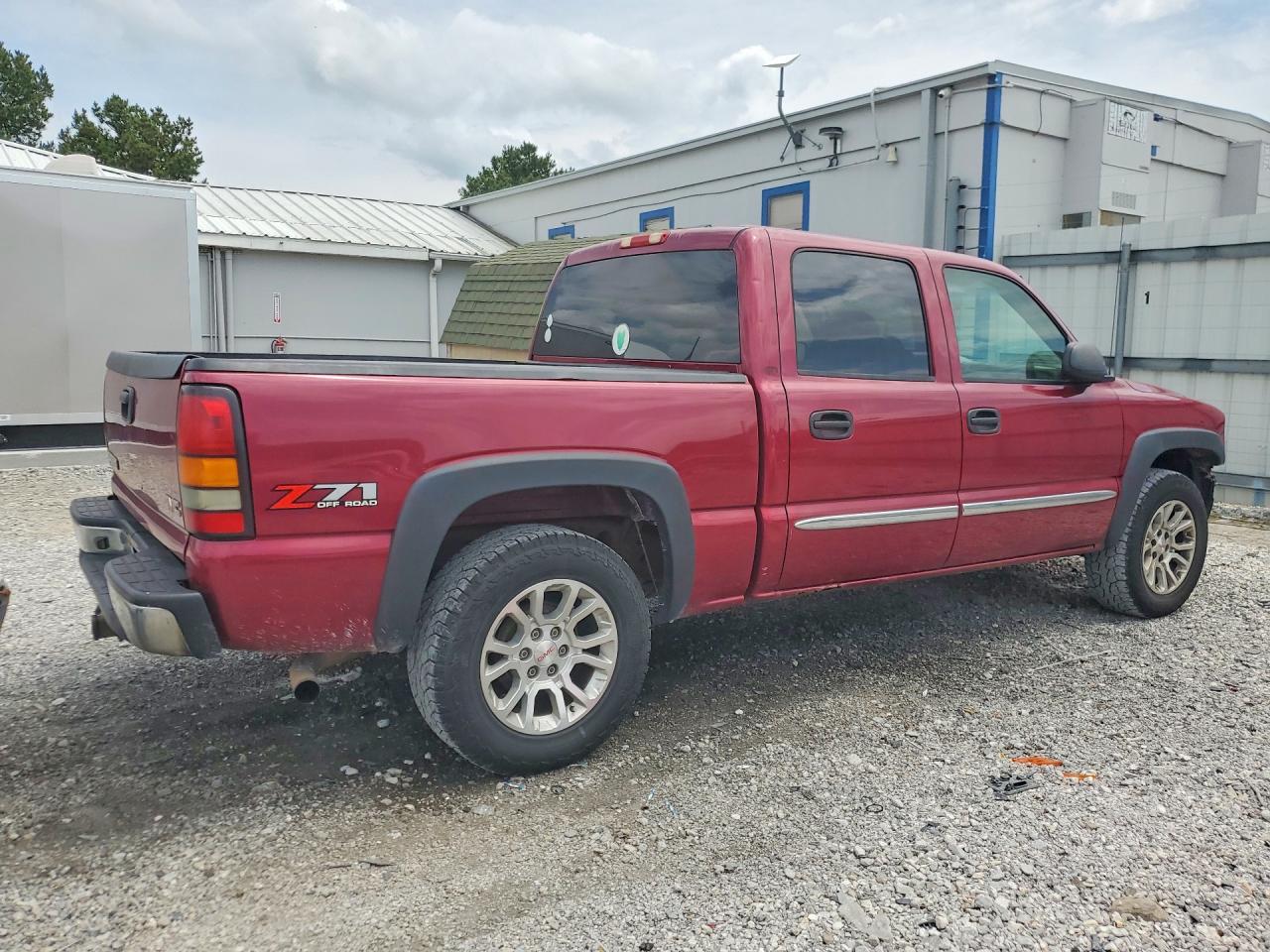 2006 GMC SIERRA