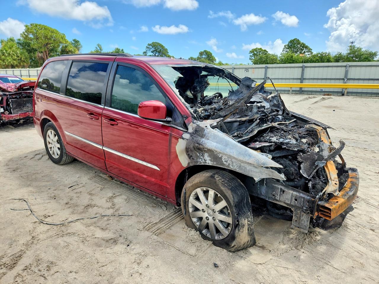 2014 CHRYSLER MINIVAN
