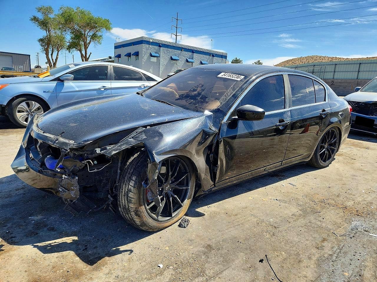2013 INFINITI G37