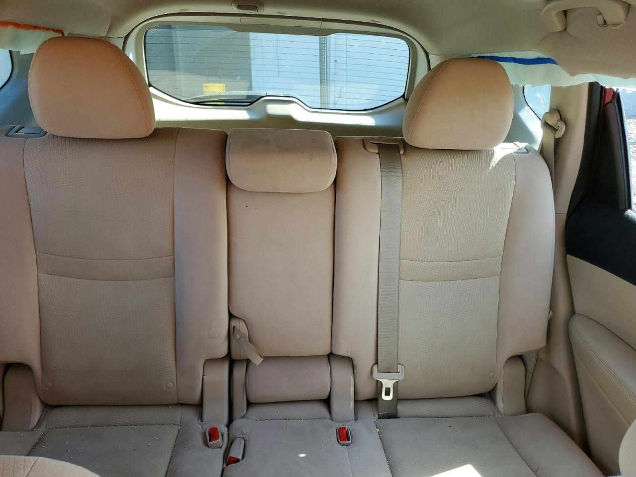 2015 NISSAN ROGUE