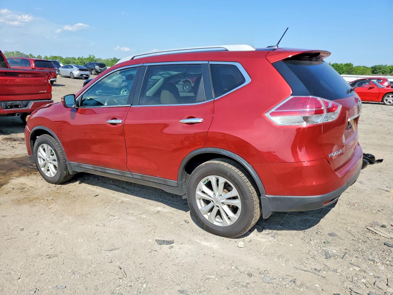 2015 NISSAN ROGUE