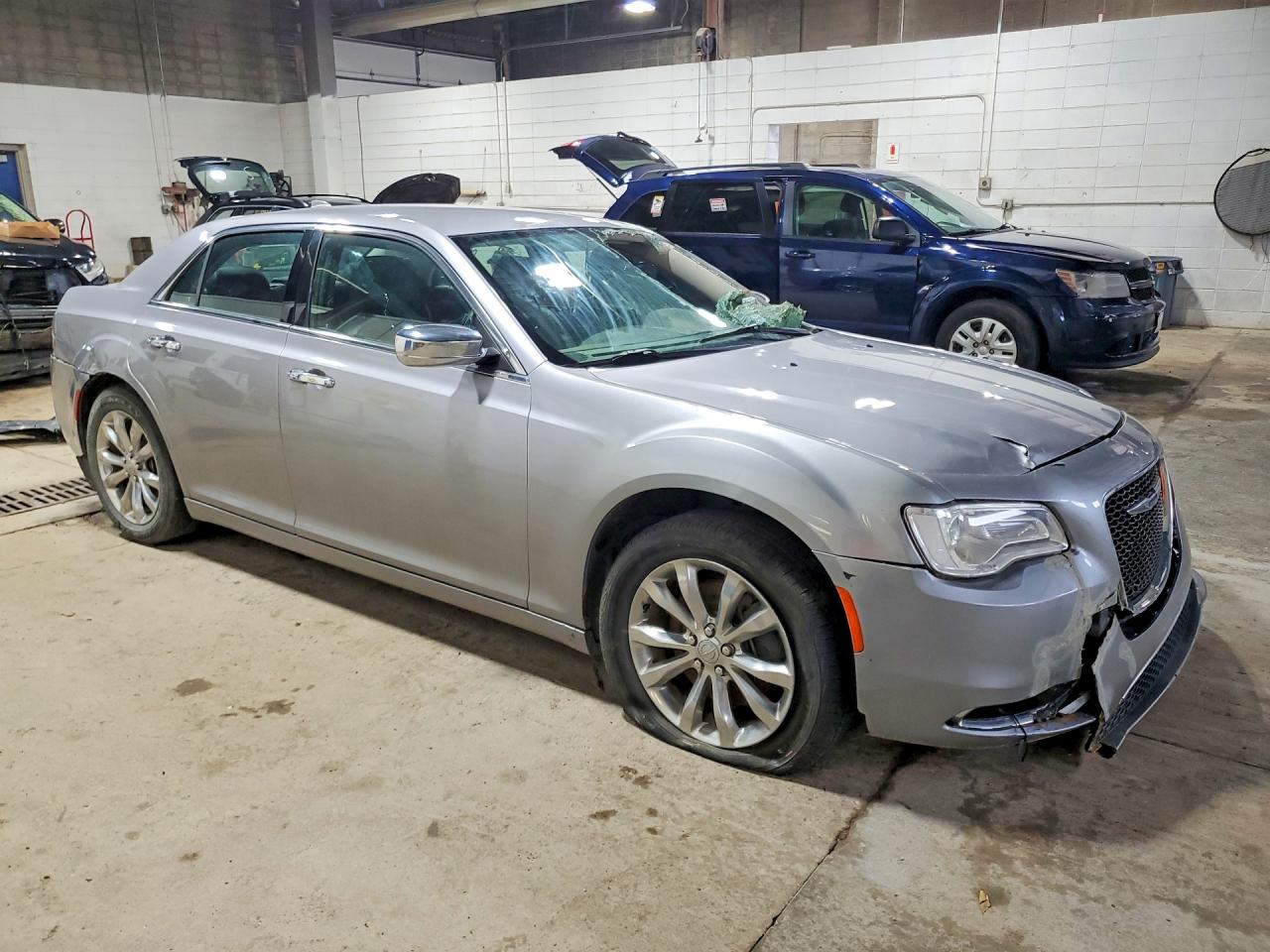 2018 CHRYSLER 300