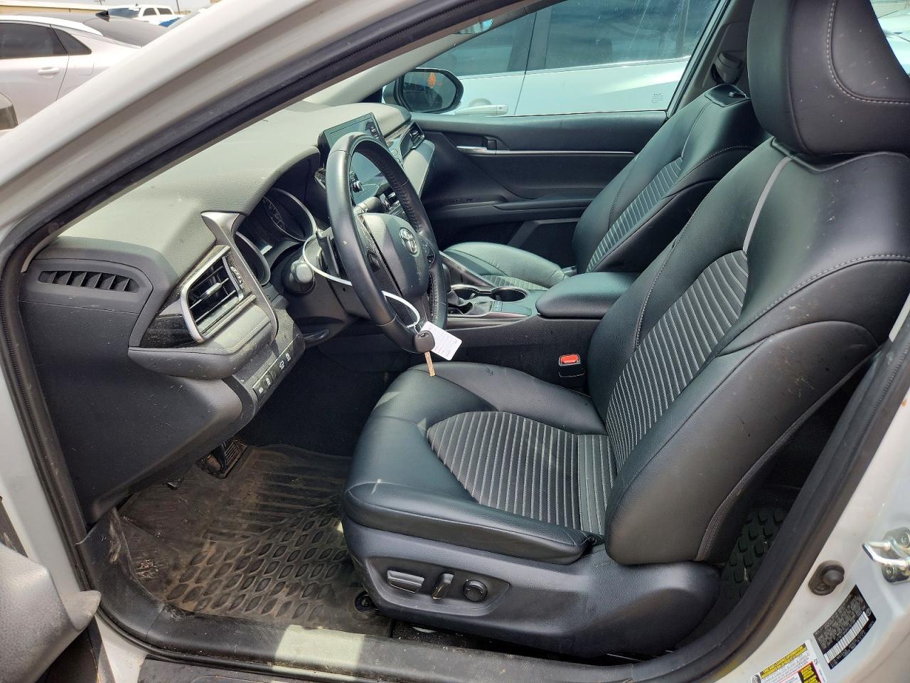 2024 TOYOTA CAMRY
