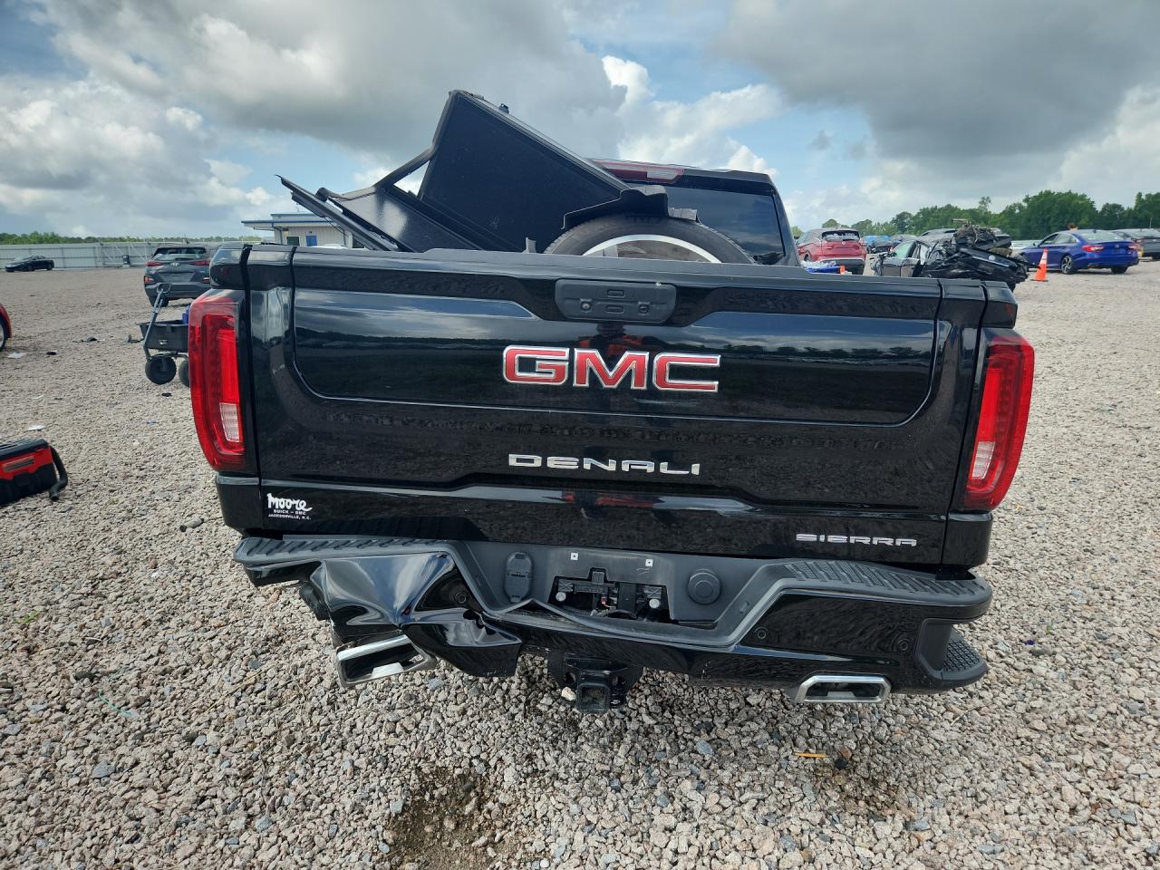 2022 GMC SIERRA
