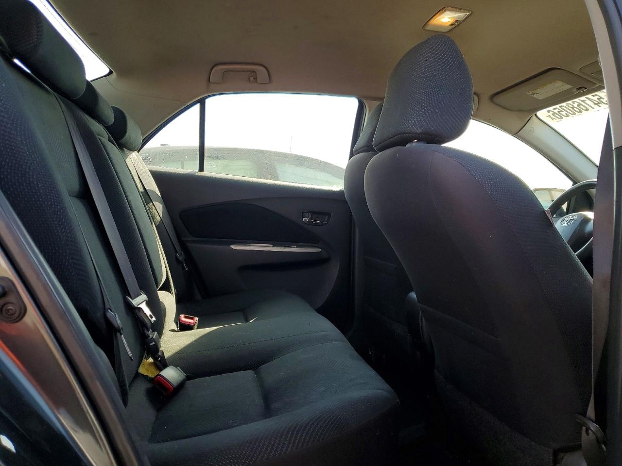 2010 TOYOTA YARIS