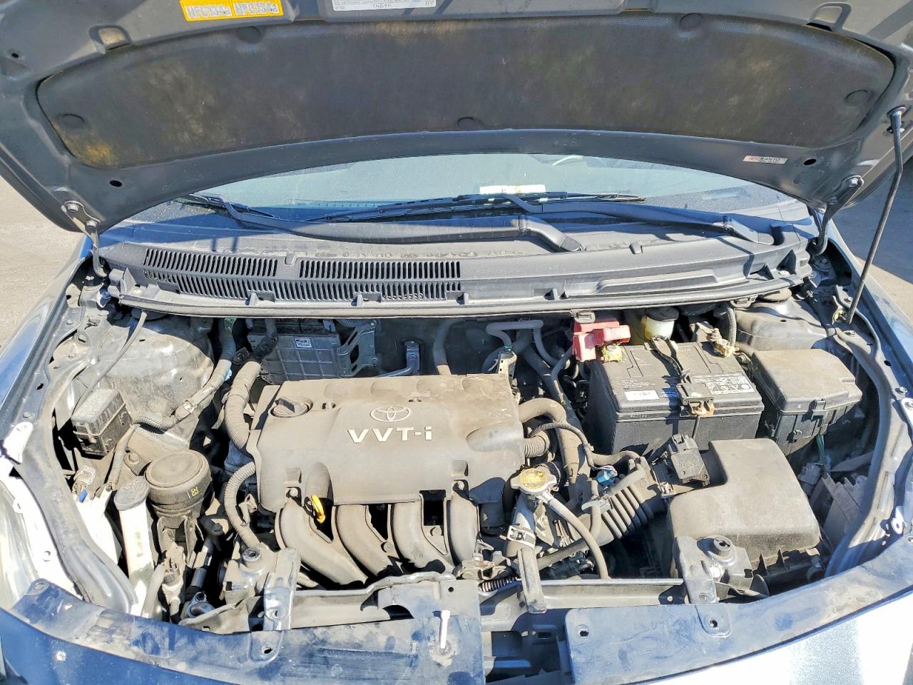 2010 TOYOTA YARIS