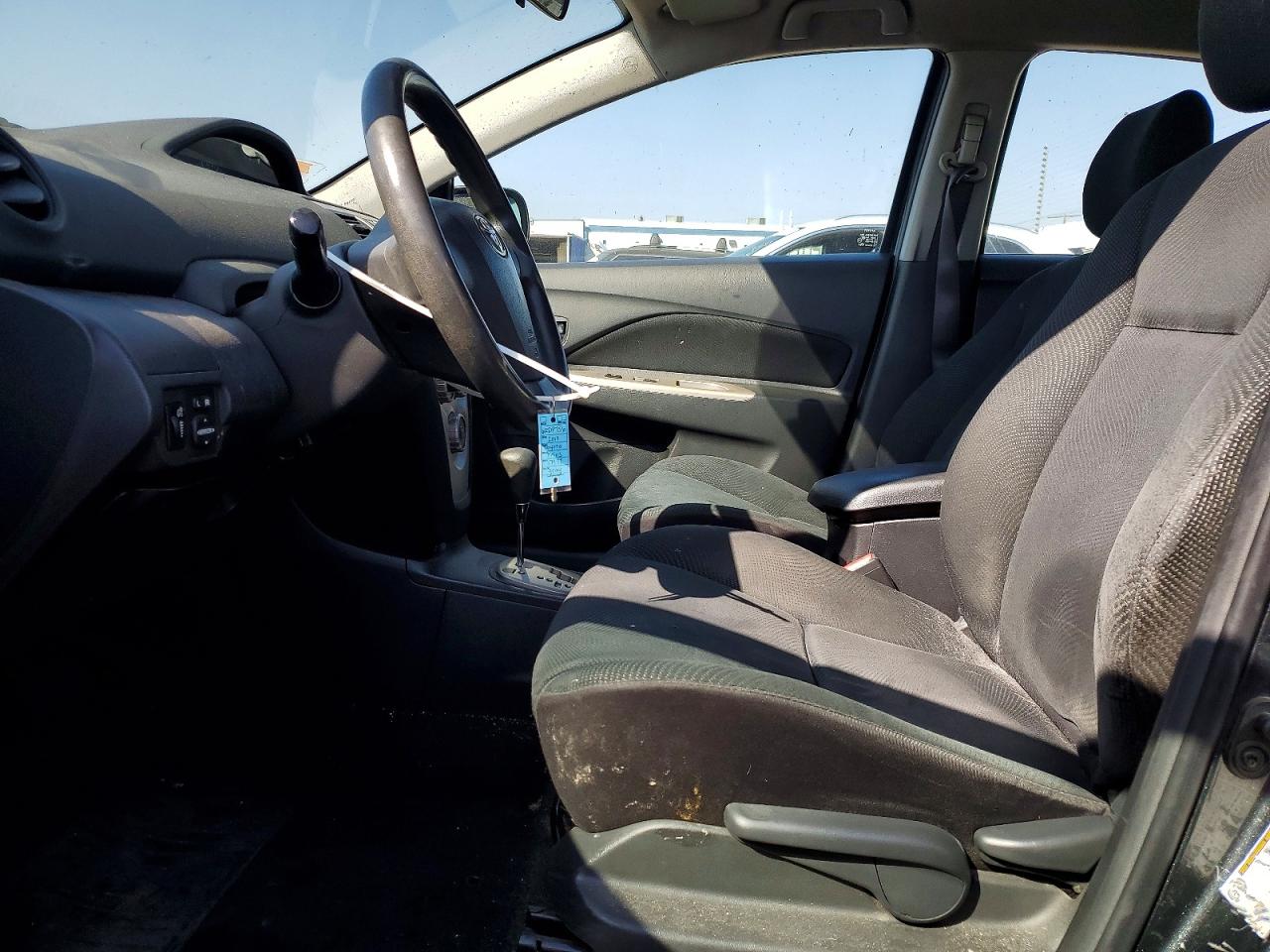 2010 TOYOTA YARIS