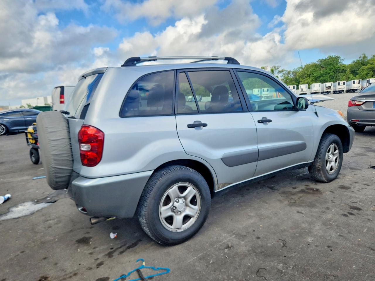2004 TOYOTA RAV4
