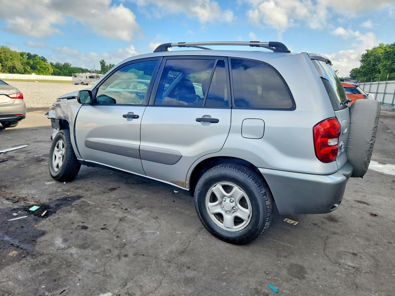 2004 TOYOTA RAV4