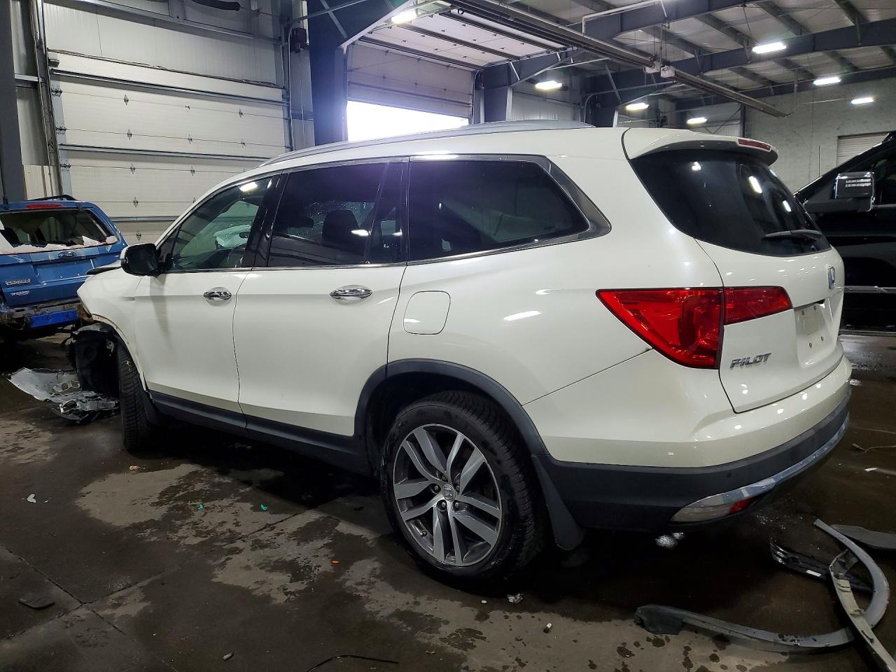 2017 HONDA PILOT