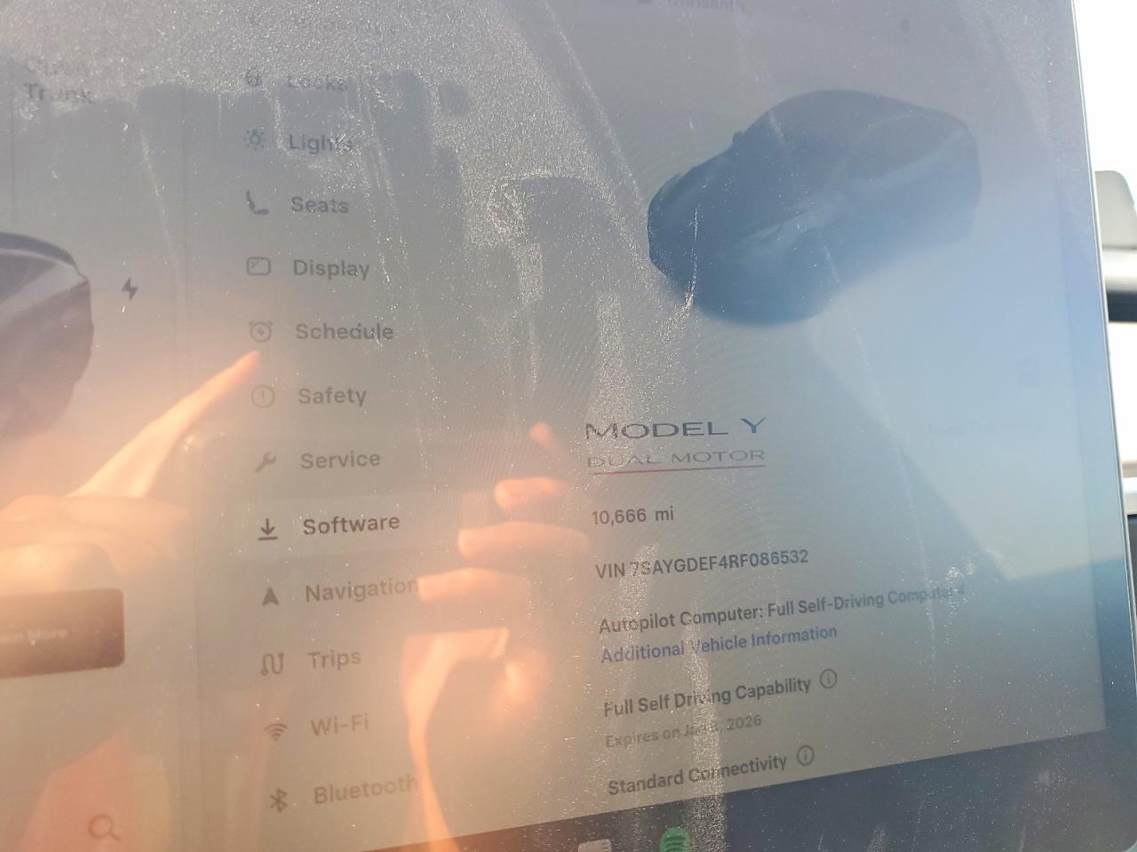 2024 TESLA MODEL Y