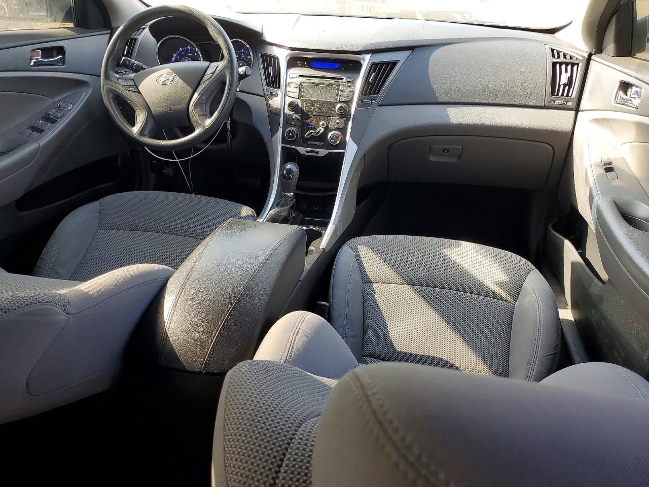 2013 HYUNDAI SONATA