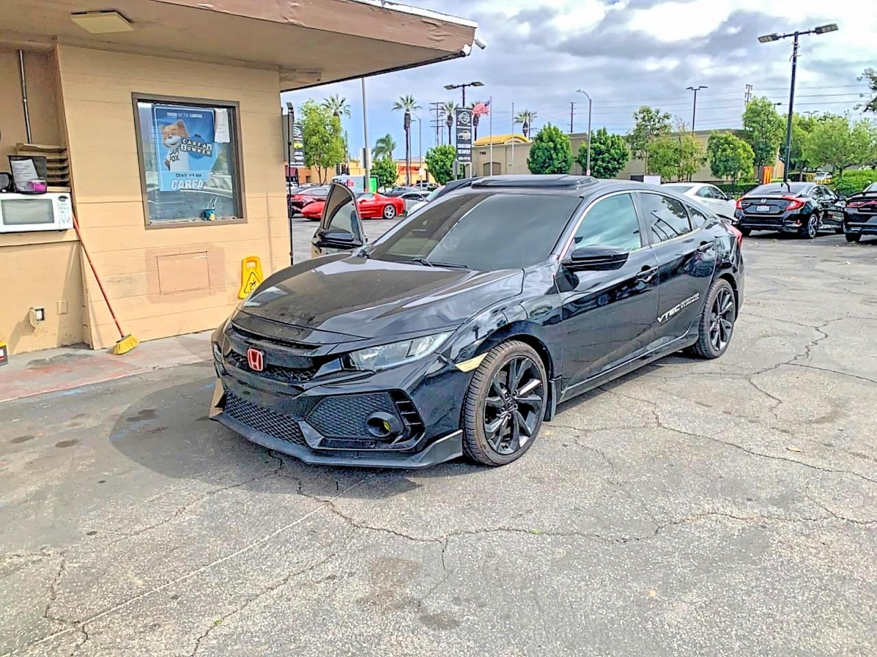2018 HONDA CIVIC