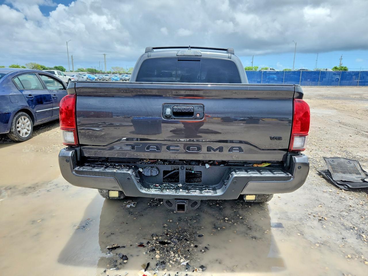 2019 TOYOTA TACOMA